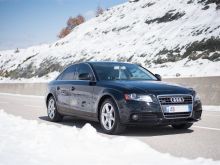 Audi A4 2.0T benzine QUATTRO 2009