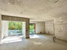 Shitet Apartament 2+1+2 me Parkim Stadiumi Air Albania