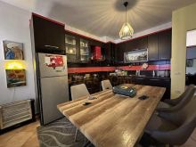 Shitet , Apartament 2+1+2 Misto Mame , Tirane