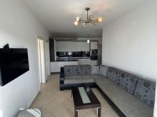 Shitet apartament 3+1