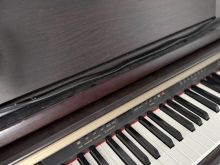 Shitet Yamaha Clavinova
