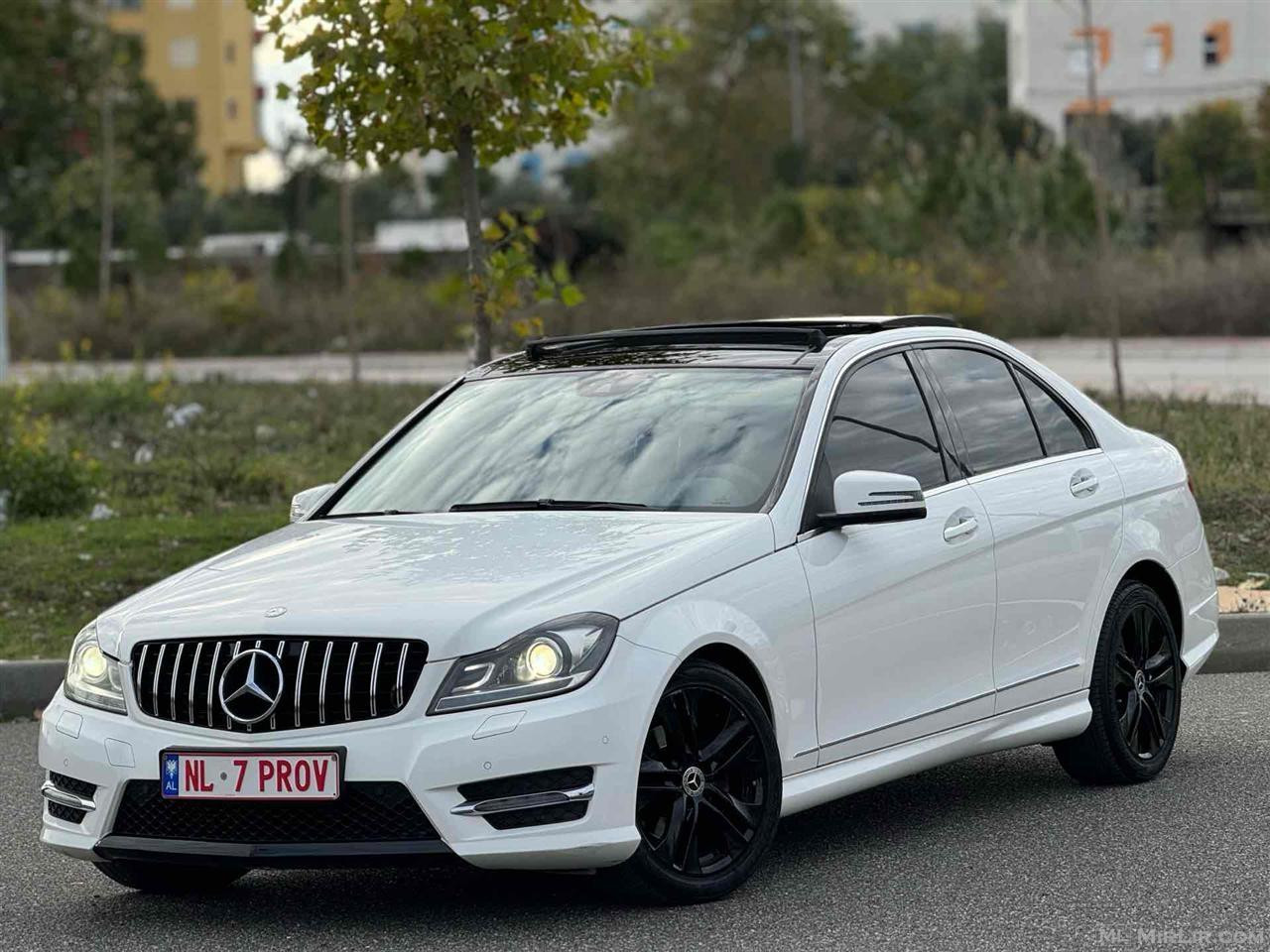C220 Look 6.3 AMG Full Option 2013