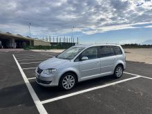 Wolkswagen Touran 5500€