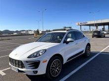 Shitet Porsche
