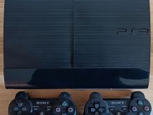 PS3 Super Slim me Cip & 70 Lojera