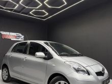 OKAZIONN TOYOTA YARIS 1.3 BENZINE AUTOMAT 2010