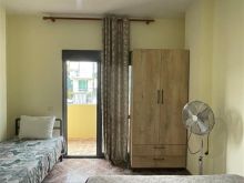 Shitet Apartament 2+1+2