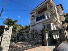 APARTAMENT 3+1+2 PRANE GJYKATES, VLORE