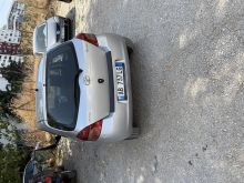 Ahotet toyota yaris 1.3 benzine automat .