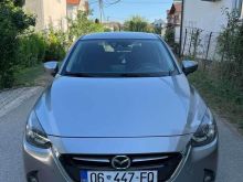 Shitet mazda 2