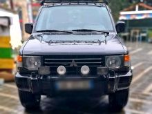 MITSUBISHI PAJERO 2.5