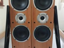 urgjent gjerman speaker zerim 2 x 380w super gjendje