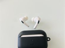 Airpods 2 Pro Generation with MagSafe (USB-C)