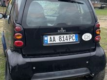 Shitet smart for two i aksidentuar