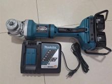 Makita DGA900