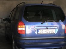 Shitet opel zafira