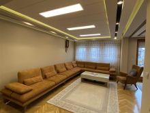 Shitet banesa 125m2 ne rrugen Bujar Roka