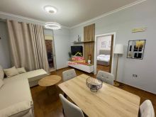 JEPET ME QIRA APARTAMENT 2+1 PRANË GJIMNAZIT “ALI DEMI”, VL