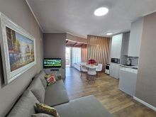 JEPET ME QERA GARSIONIERE PRANE ISH RAJONIT, DURRËS