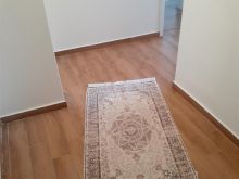 Ofrohet banesa 63m2 me qira ne lagjen e Muhaxherëve