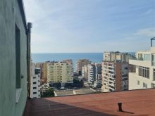 0694579469 Apartament 2+1 me Pamje Deti në Zonën e Vollgës,