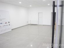 Ofrohet lokali 60m2 me qira ne Rrugen B !DELTA