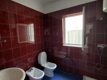 Jepet me qera apartament  2+1 te Varri Bomit/30,000 Leke