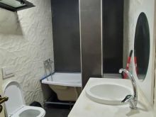 Jepet me qera apartament 2+1 te Shkolla Mihal Grameno