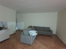 Jepet me qera apartament 2+1 te Komuna e Parisit/ 400 euro
