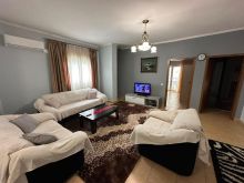 Jepet me qera super apartament 2+1 tek Komuna e Parisit/590€