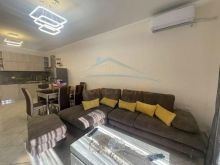 0695136472 Qera, Apartament 2+1, Bulevardi Zogu I, Tiranë.