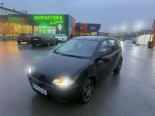 Shitet fiat punto 1.2 benzin rks 2muj me klim viti 2001