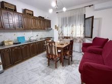 JEPET ME QERA SHTEPI PRIVATE PALLATI SPORTIT DURRES