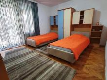 Ipet banes qira 3 dhomëshe 85m2 | qandre te Qafa |
