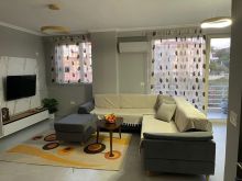 Jepet me qera apartament 2+1 ne Shkoze/ 380 Euro