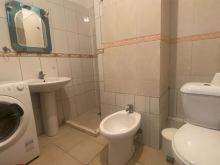 Jepet apartament 1+1 me qera tek Rr. e Elbasanit/ 450 euro