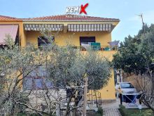 🏡 SHITET VILË NË SHKALLNUR – ME PAMJE GA DETI!