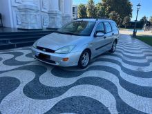 Shitet Ford fokus 1.8 Naft TDDI Manual viti 2001 me letra pe