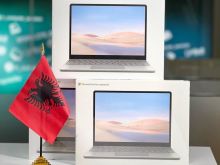 MICROSOFT SURFACE LAPTOP GO