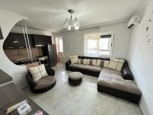 JEPET ME QIRA APARTAMENT 1+1 NE DURRES PALLAT BUZE RRUGE TEK