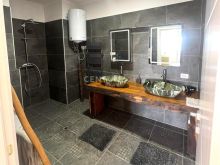 SHITET SUPER APARTAMENT ME PAMJE DETI TEK SHKEMBI I KAVAJES