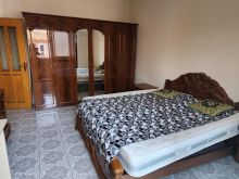 Jepet me qera apartament 1+1 mbi gjimnazin Partizani
