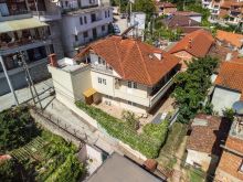 VILË PËR SHITJE NË LAGJEN E TOPLECIT , POGRADEC !