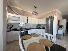 Qera, Apartament 2+1 Pamje deti, Gjykata, Durres !