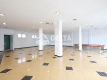 Lokal me qira te Qafa 185m2!DELTA