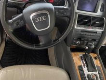 Shitet Audi Q7