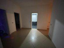 Jepet me qera apartament 3+1+2 ne Kamez 