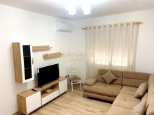 JAPIM ME QIRA APARTAMENT 1+1 NË QENDËR -DURRËS!