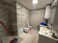 Apartament i Bollshëm Pamje Deti 1+1 për Qira në Vollga, Dur