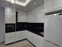 APARTAMENT PER QERA NE PLAZH DURRES